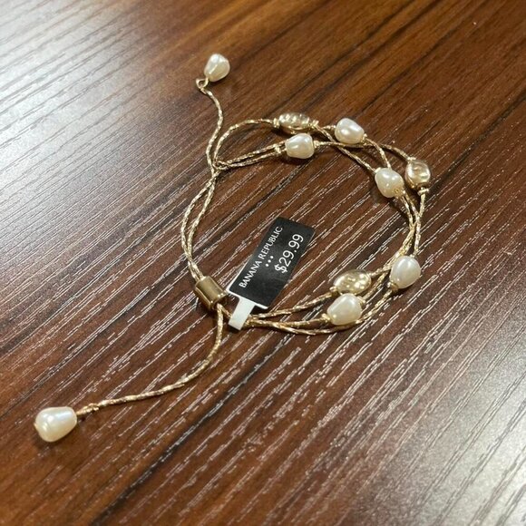 Banana Republic Gold And White - Picture 4 of 6